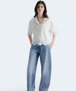 Super Cropped Embroidered Shirt